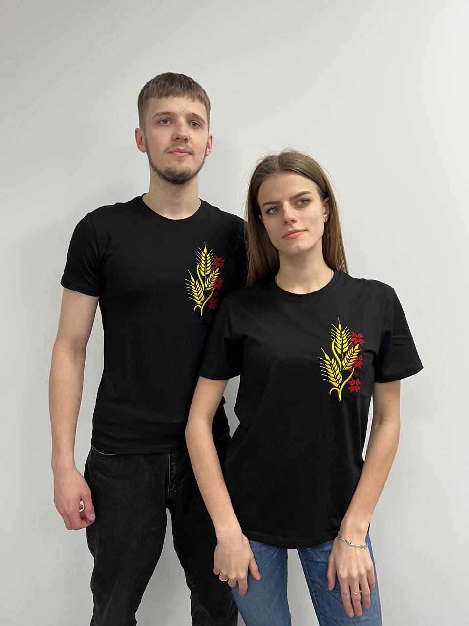 Футболка з вишивкою класична преміум S - XL